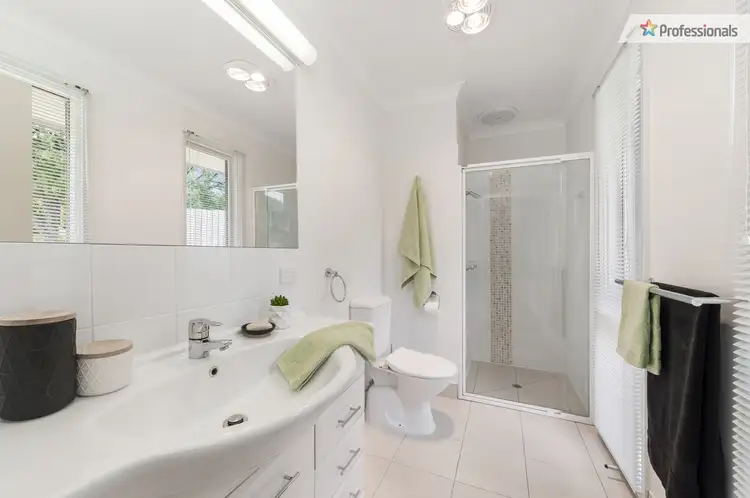 Fifth view of Homely unit listing, 1/42 Mareeba Crescent, Bayswater VIC 3153