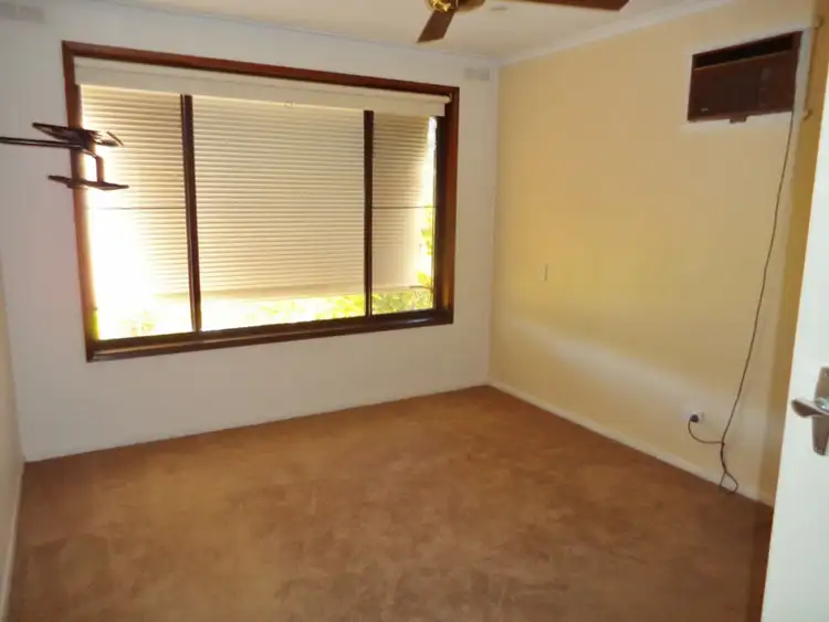 Seventh view of Homely house listing, 4 Mellor Grove, Swan Hill VIC 3585
