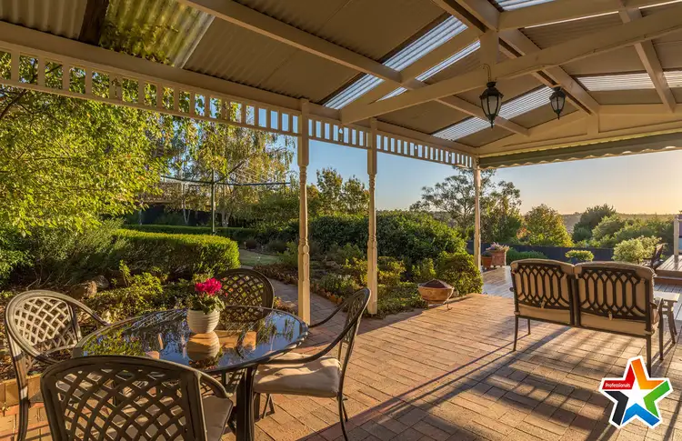 Second view of Homely house listing, 8 Kenthurst Court, Lilydale VIC 3140