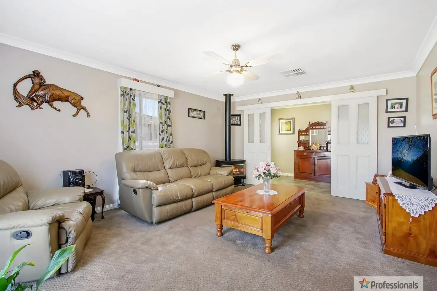 Main view of Homely house listing, 8 Tourmaline Drive, Wodonga VIC 3690