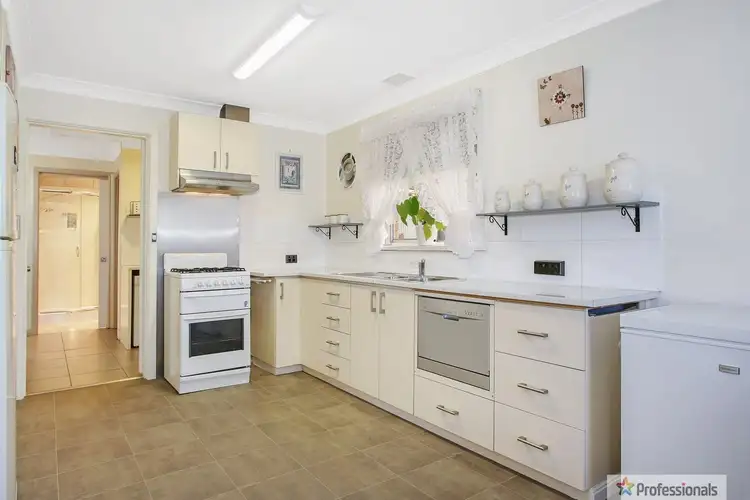 Third view of Homely house listing, 8 Tourmaline Drive, Wodonga VIC 3690