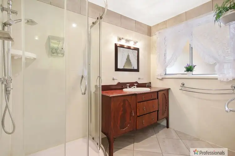 Sixth view of Homely house listing, 8 Tourmaline Drive, Wodonga VIC 3690