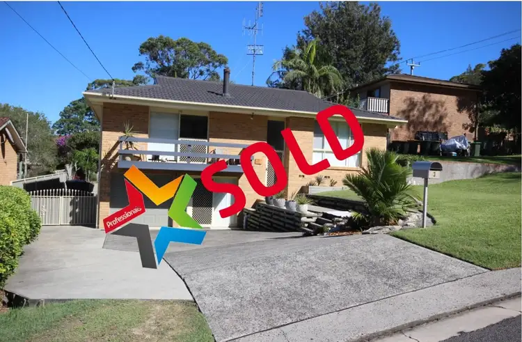 3 Paradise Avenue, Forster NSW 2428