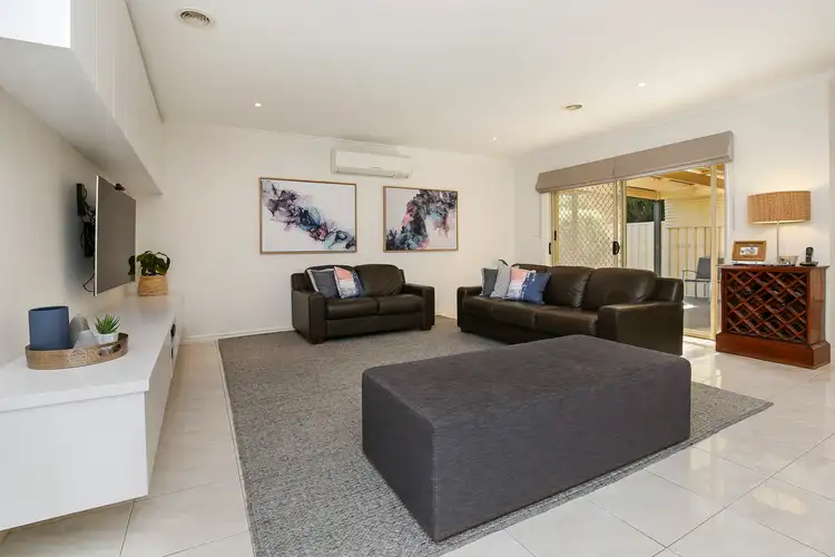 Fifth view of Homely house listing, 8 Buchan Court, Taylors Hill VIC 3037