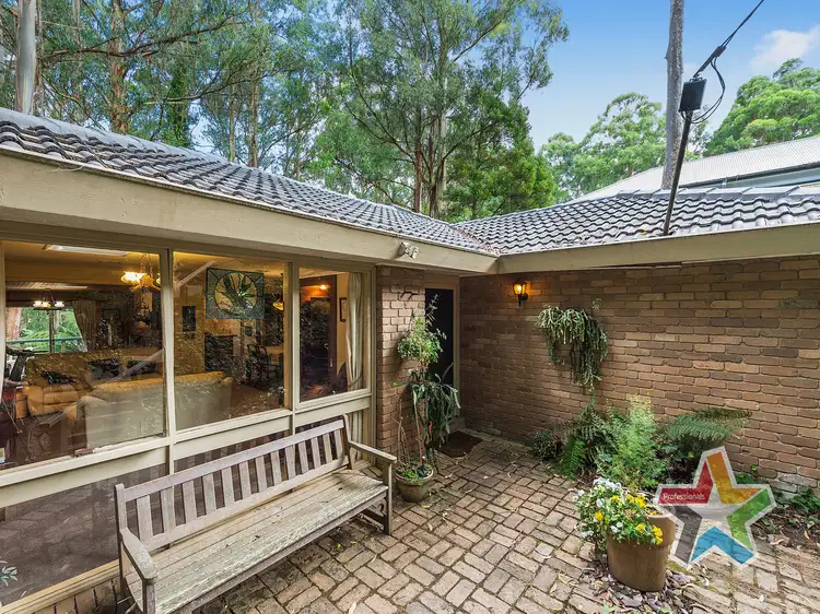 8 Stanley Street, Olinda VIC 3788