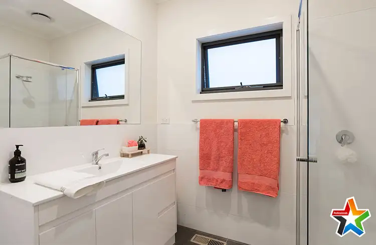 Sixth view of Homely house listing, 5 Holmes Road, Mooroolbark VIC 3138