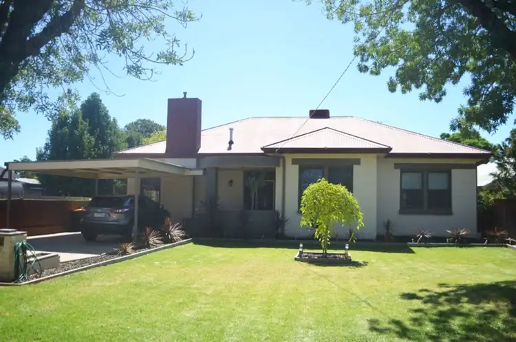 19 McCarthy Avenue, Numurkah VIC 3636