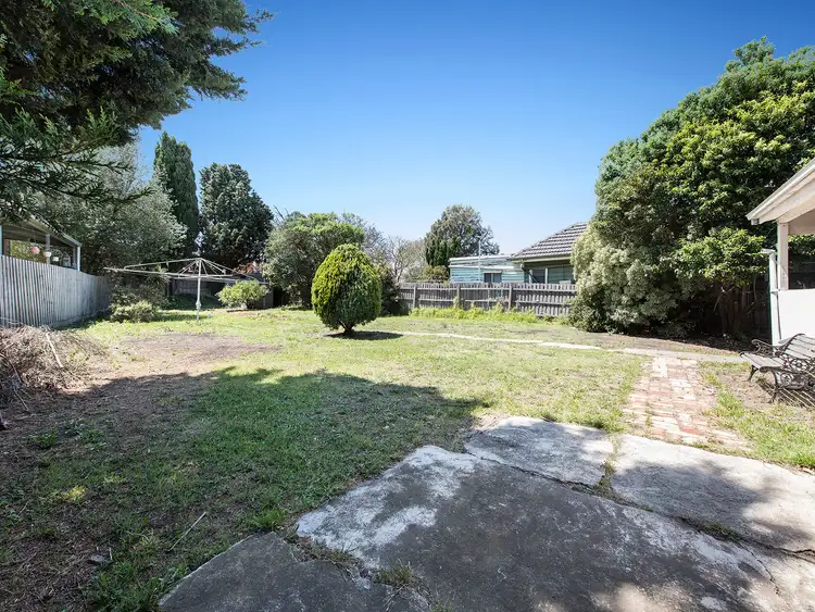 5 Waratah Street, West Footscray VIC 3012