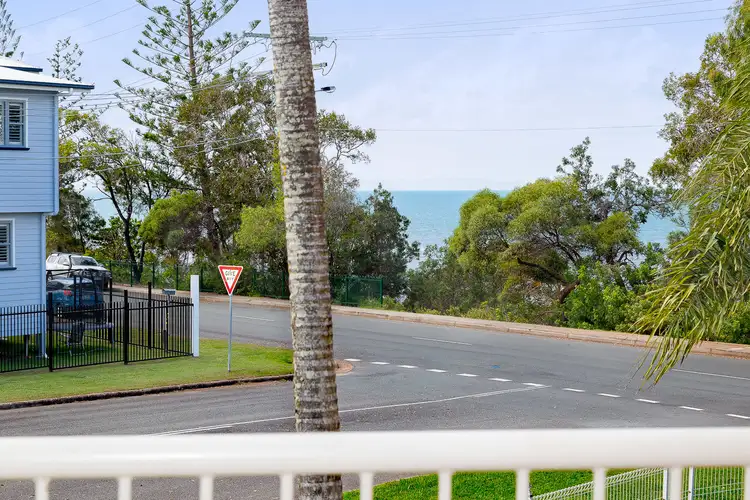 6/1 Caroline Street, Woody Point QLD 4019