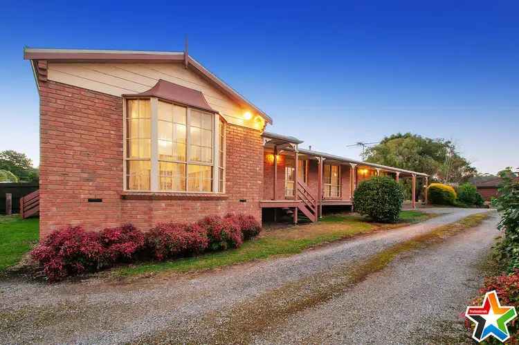 Second view of Homely house listing, 16 Dobell Place, Mooroolbark VIC 3138