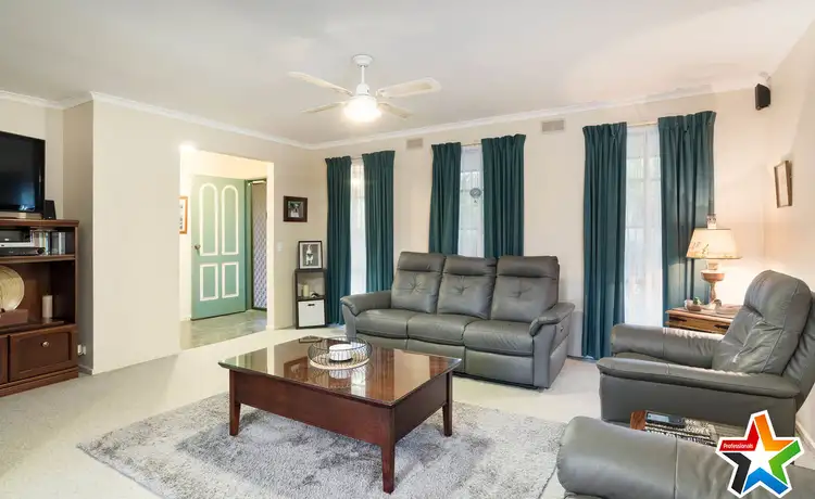 Second view of Homely house listing, 3 Wallace Way, Mooroolbark VIC 3138