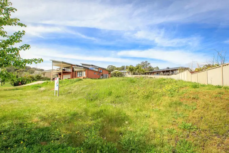 12 Donnington Drive, Wodonga VIC 3690