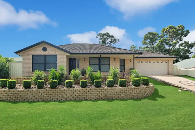 32 Canterbury Drive, Raworth NSW 2321