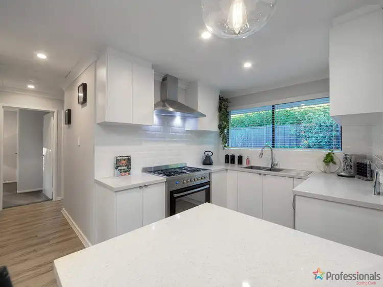 12 Essex Street, Forrestfield WA 6058