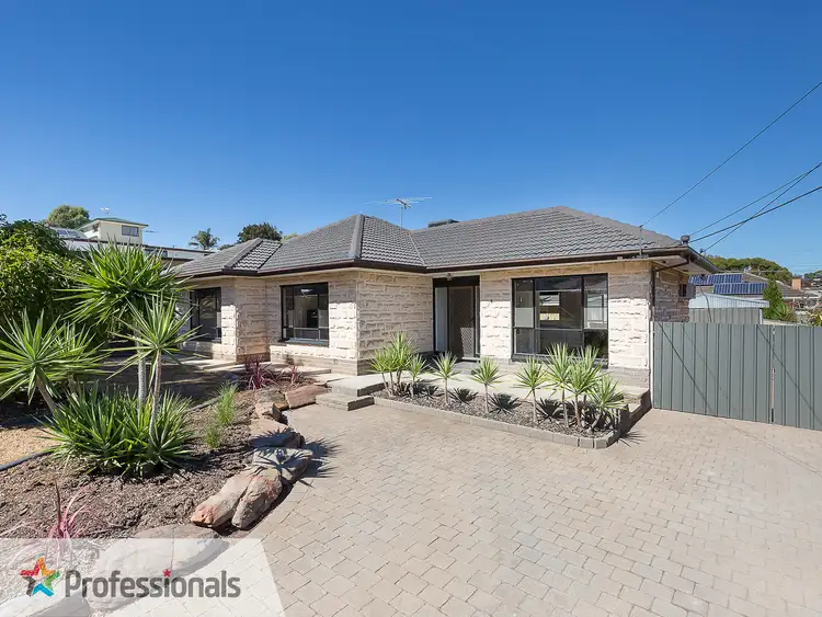 5 Parslow Road, Para Hills SA 5096