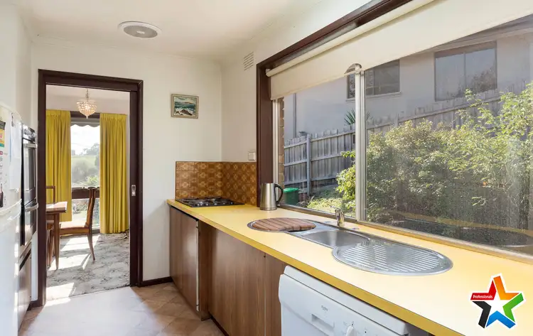 Fourth view of Homely house listing, 10 Meadowlark Lane, Mooroolbark VIC 3138