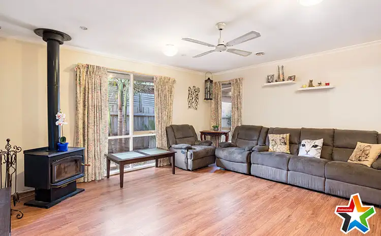 Third view of Homely house listing, 4 Sunnyridge Court, Chirnside Park VIC 3116