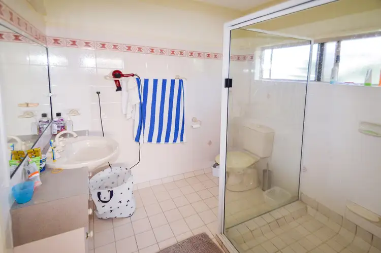 Seventh view of Homely townhouse listing, 2/4 Vallely Street, Freshwater QLD 4870