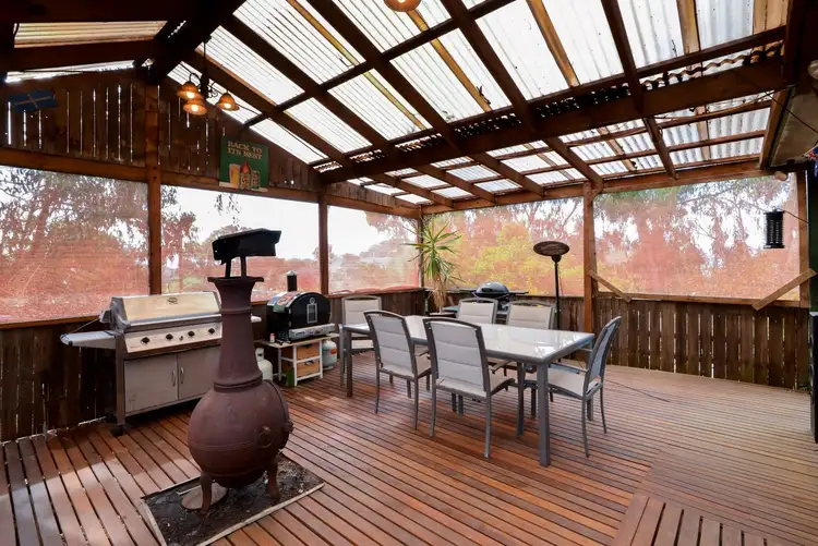892 Warburton Highway, Seville East VIC 3139