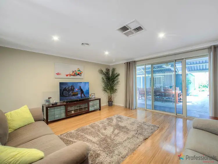 Sixth view of Homely house listing, 5 Cootamundra Way, Maida Vale WA 6057