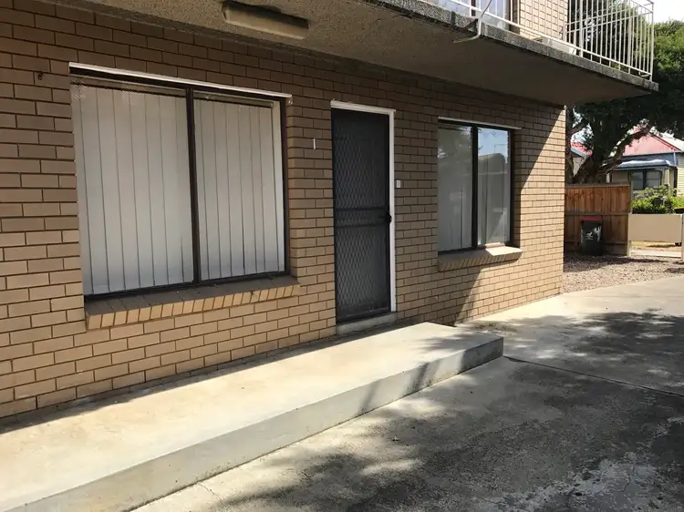 1/18 Hopetoun Avenue, Morwell VIC 3840