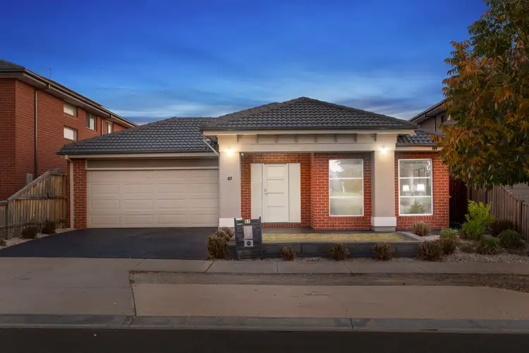 57 The Esplanade, Taylors Hill VIC 3037