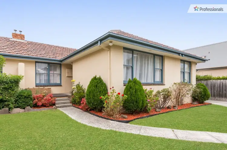 2/15 Orchard Road, Bayswater VIC 3153