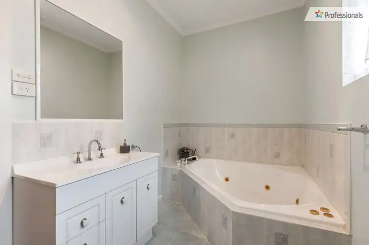 Fifth view of Homely unit listing, 2/15 Orchard Road, Bayswater VIC 3153