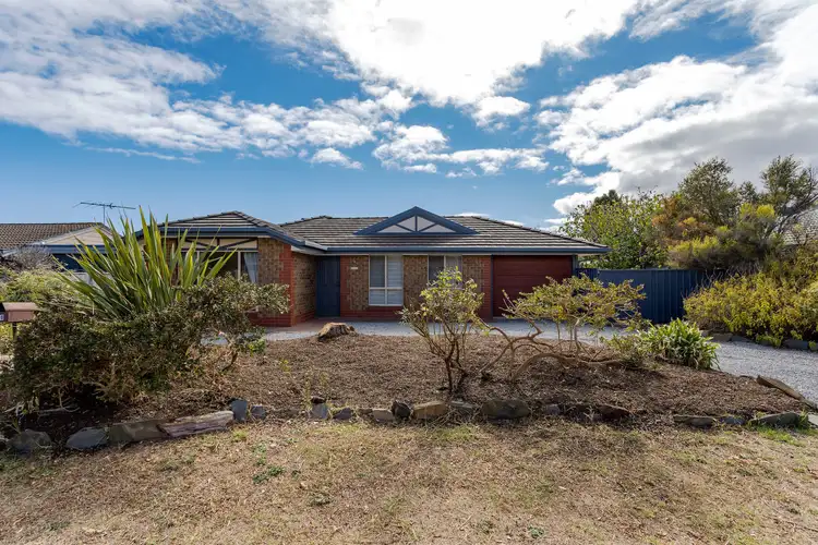 10 Greenlees Parade, Aldinga Beach SA 5173