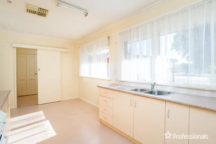Fifth view of Homely house listing, 862 Fifteenth Street, Mildura VIC 3500