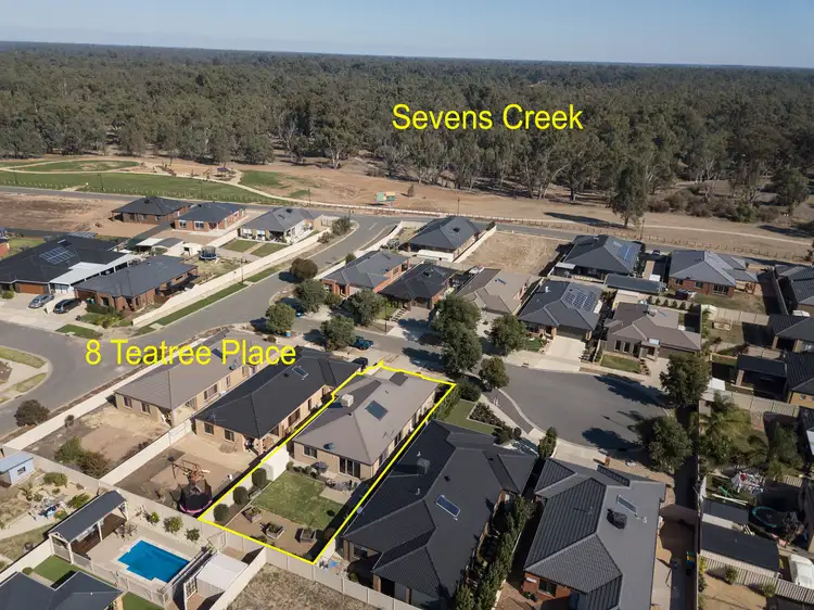 Second view of Homely house listing, 8 Teatree Place, Kialla VIC 3631