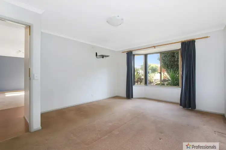 Second view of Homely house listing, 19 Rosemont Court, Wodonga VIC 3690