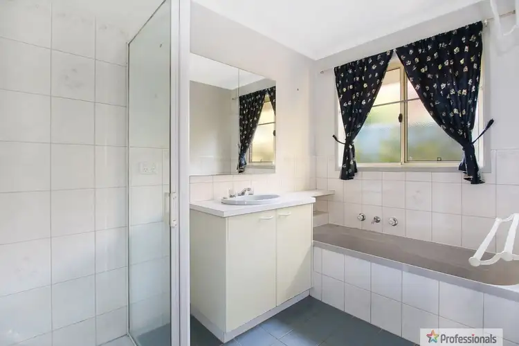 Sixth view of Homely house listing, 19 Rosemont Court, Wodonga VIC 3690