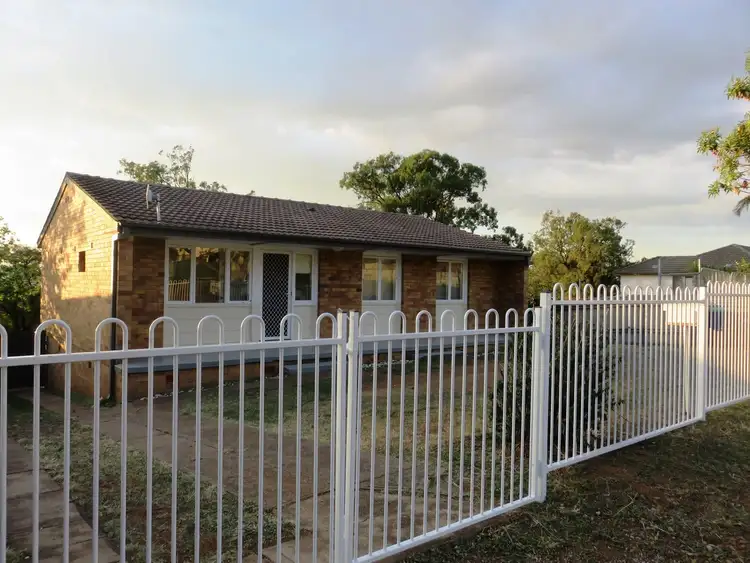 32 Tobruk Avenue, Muswellbrook NSW 2333