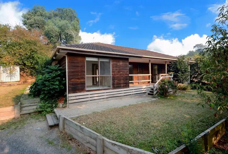 32 Shirley Crescent, Woori Yallock VIC 3139