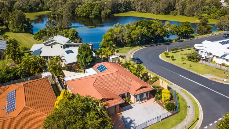 56 Vintage Lakes Drive, Tweed Heads South NSW 2486