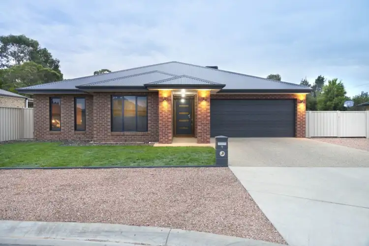9 Hummingbird Place, Shepparton VIC 3630