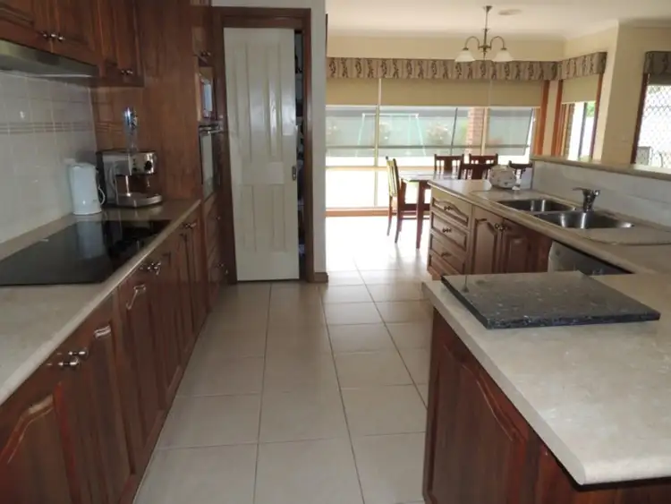 Fifth view of Homely house listing, 8 Plover Drive, Kialla VIC 3631