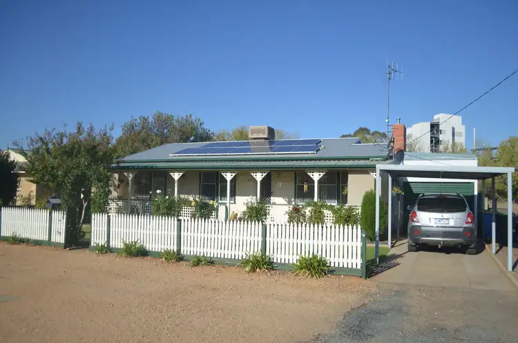 17 Railway Place, Numurkah VIC 3636