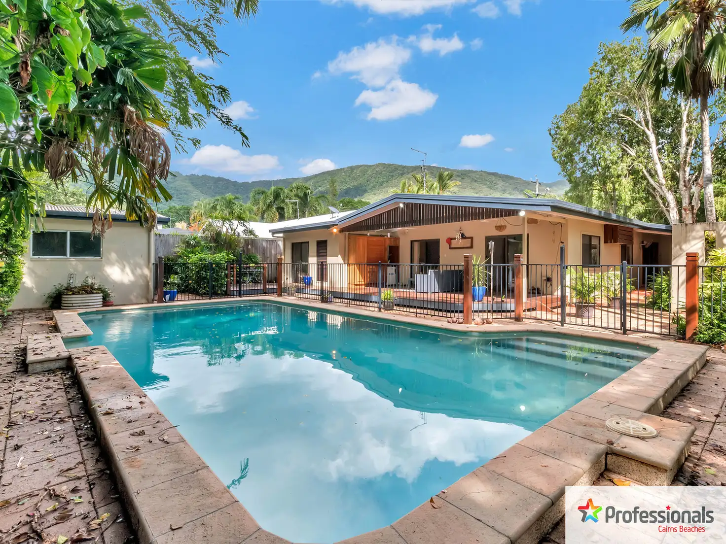 Main view of Homely house listing, 10 Satellite Street, Clifton Beach QLD 4879