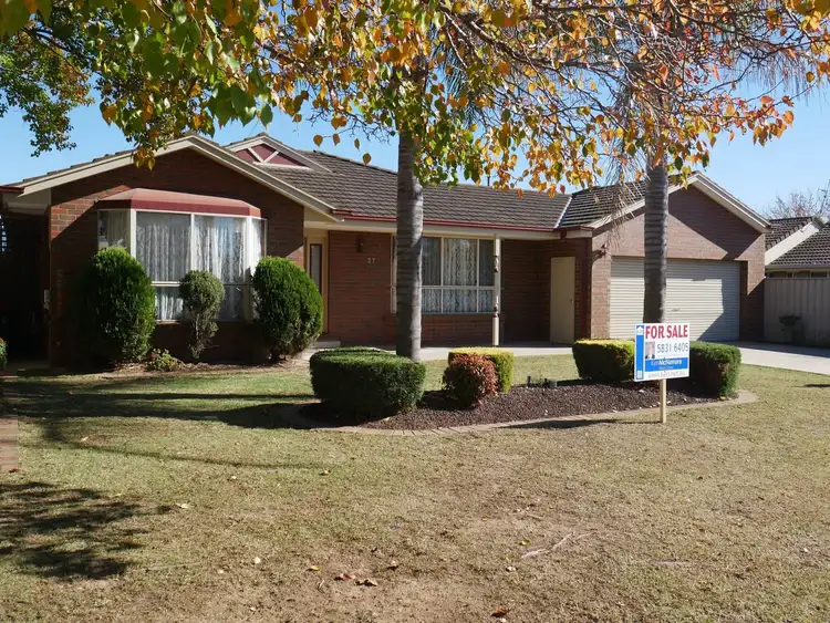 27 Romney Crescent, Shepparton VIC 3630