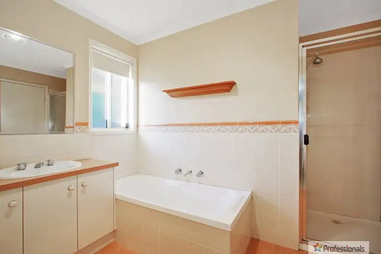 Fifth view of Homely house listing, 31 Ambrose Crescent, Wodonga VIC 3690