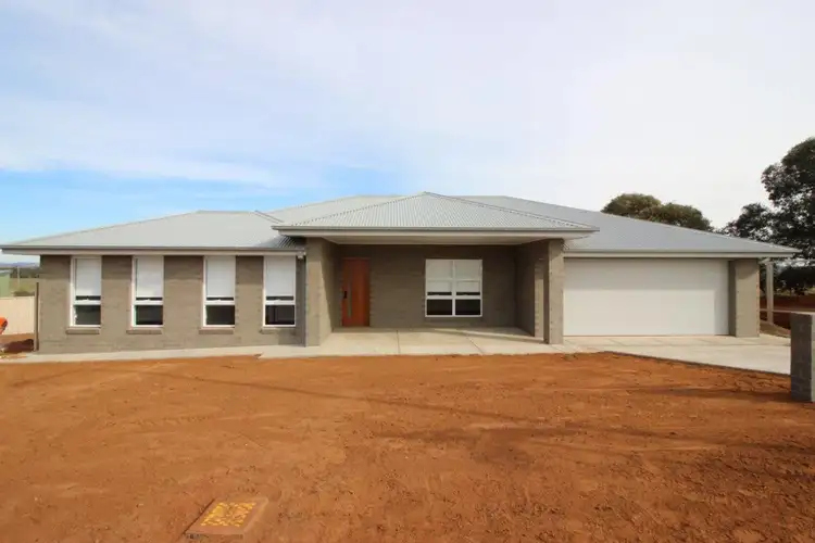 Lot 136 Kentucky Crescent, Gobbagombalin NSW 2650