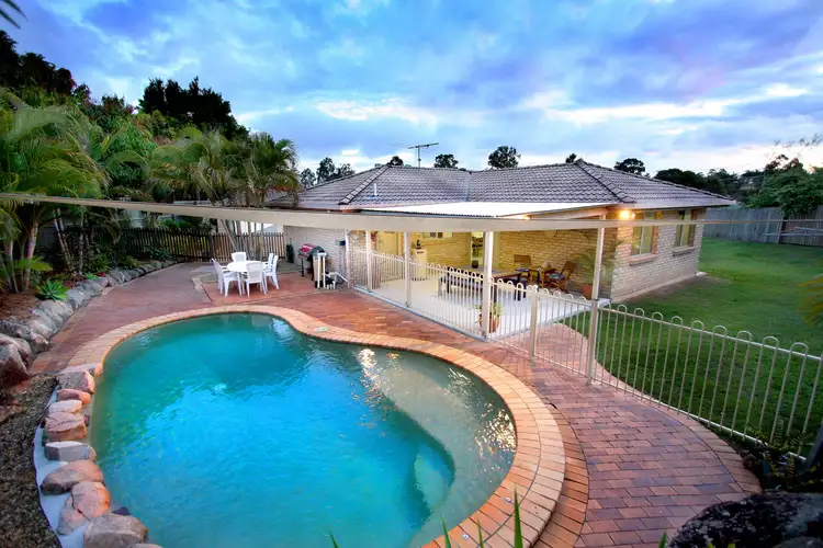 8 Hamstead Crt, Browns Plains QLD 4118