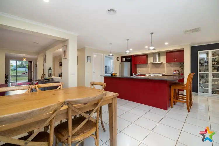 Fourth view of Homely house listing, 5 MacKenzie Crescent, Wodonga VIC 3690