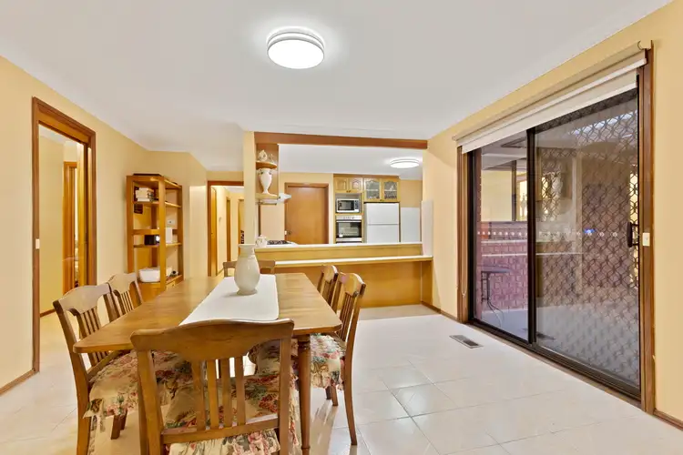 Fifth view of Homely house listing, 6 Chicquita Close, Keilor Downs VIC 3038