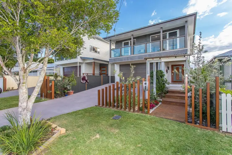 69 Clayton Street, Sandgate QLD 4017