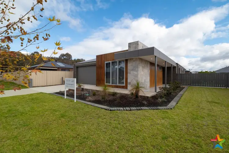 Main view of Homely house listing, 17 McDougall Grove, Wodonga VIC 3690