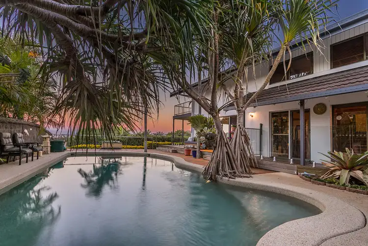 13 Goolara Court, Ocean Shores NSW 2483