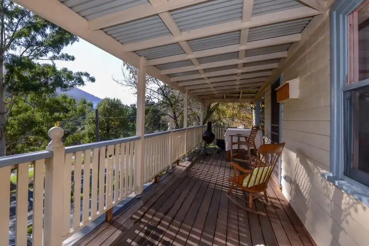 12 Station Road, Warburton VIC 3799